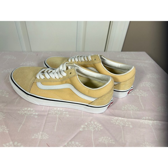 Vans Shoes - NEW Women's 8.5 Vans Old Skool Golden‎ Nugget Canvas Suede Low Top Sneakers